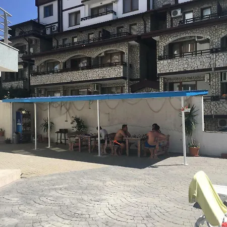 Breeze Yasen Daire Sveti Vlas